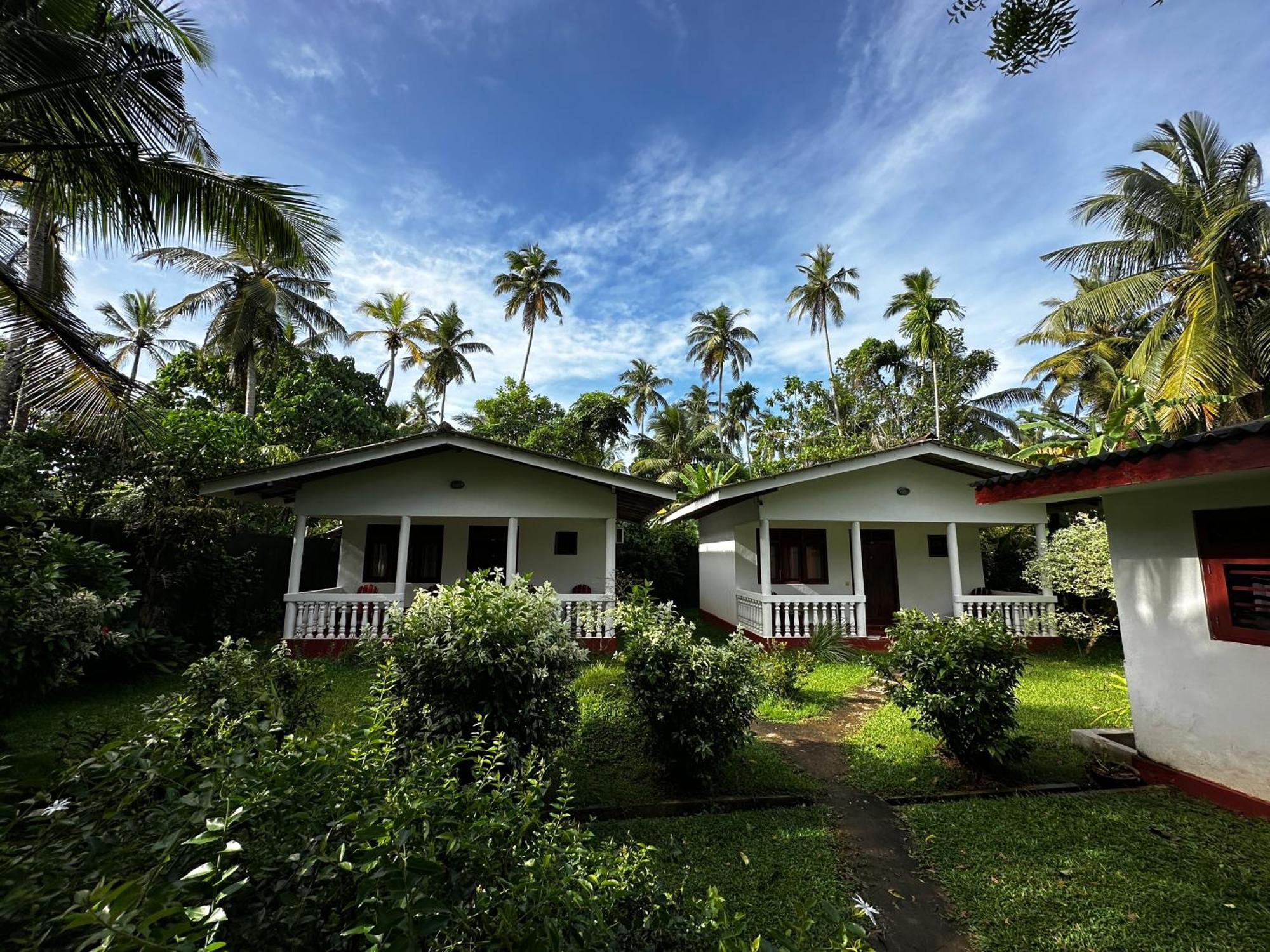 Vidisa Villas Hikkaduwa Exterior foto